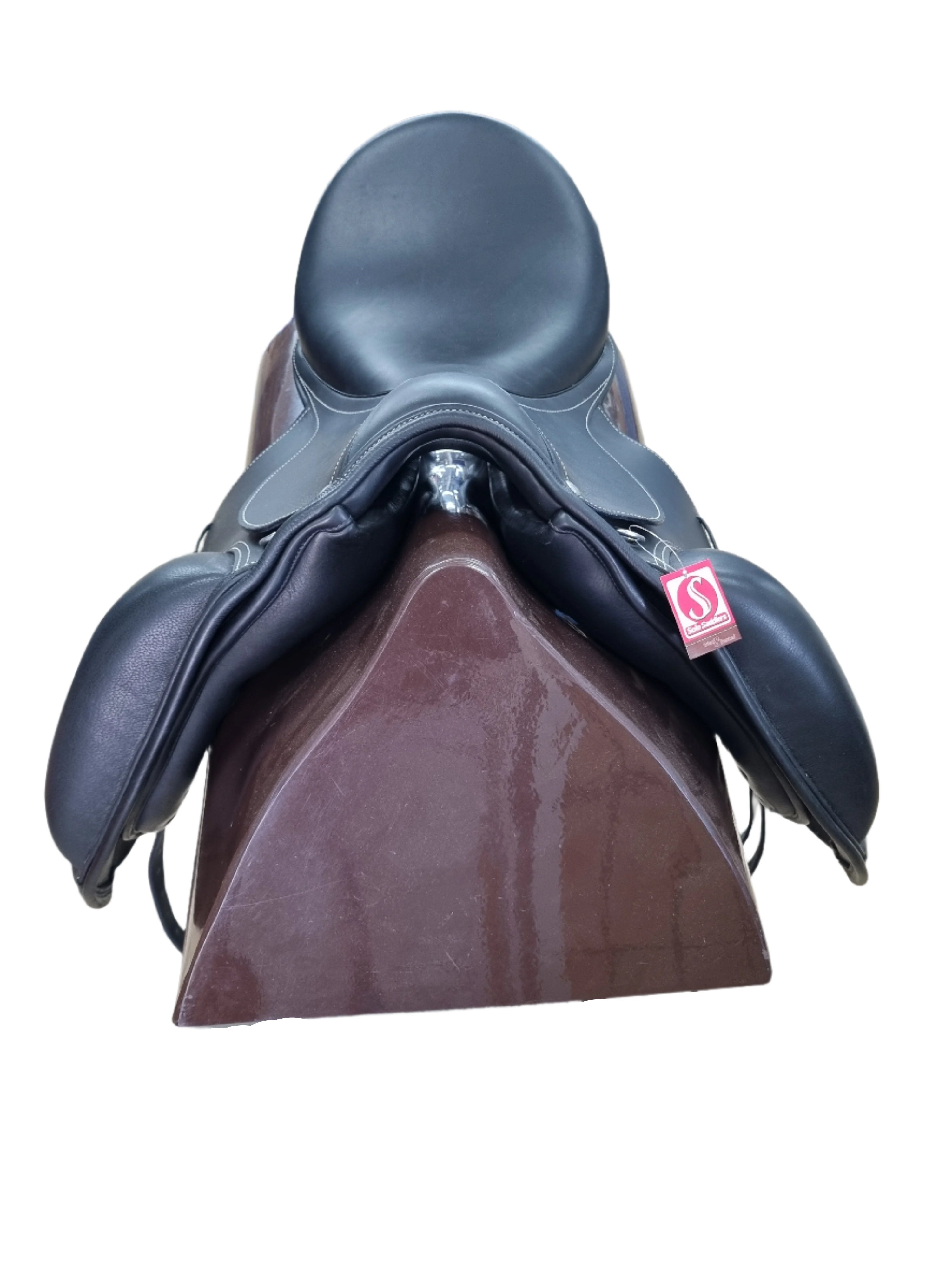 Saddle Dressage Solo